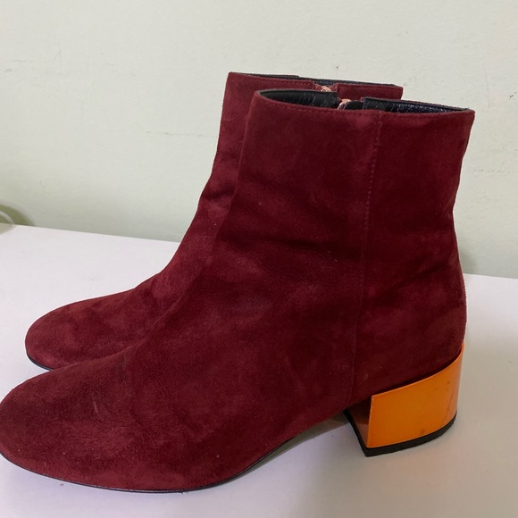Ivy Kirzhner Maroon-Red Suede Booties With Rose Gold Heel - Picture 3 of 10